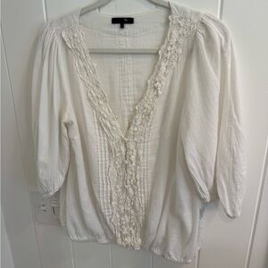 Ryu Cream Lace Detail Blouse